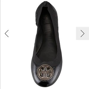 Authentic Tory Burch Caroline naplak flats